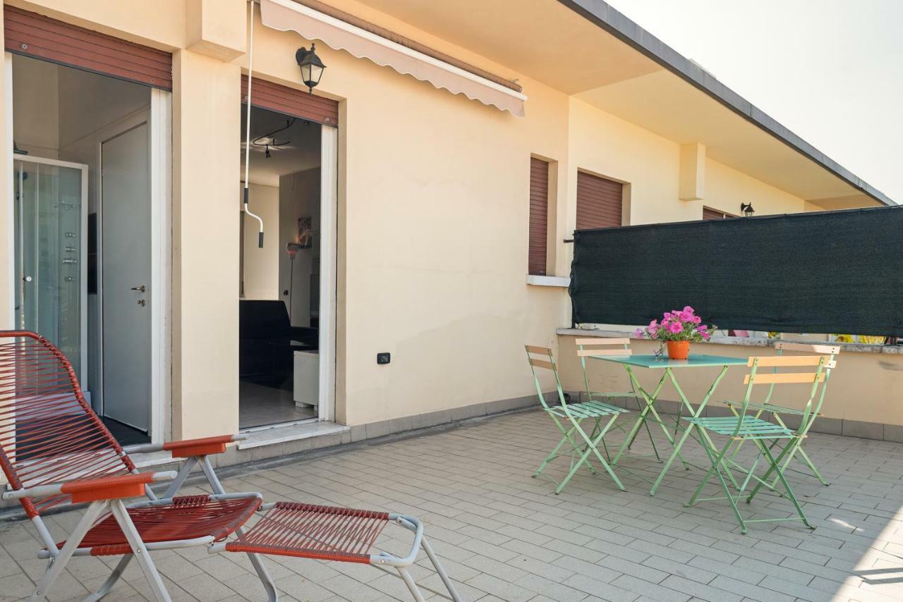 Bologna Railway Station Flat Bolonha Exterior foto